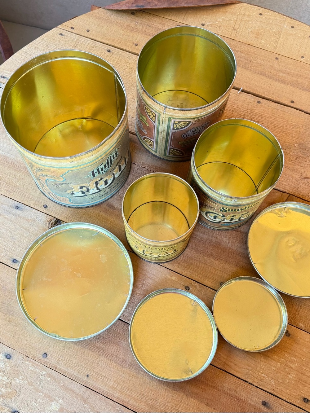 1970s Fluffy Nesting Kitchen Canister Set Metal Tins Farmhouse Country Cottage - Picture 2 of 10